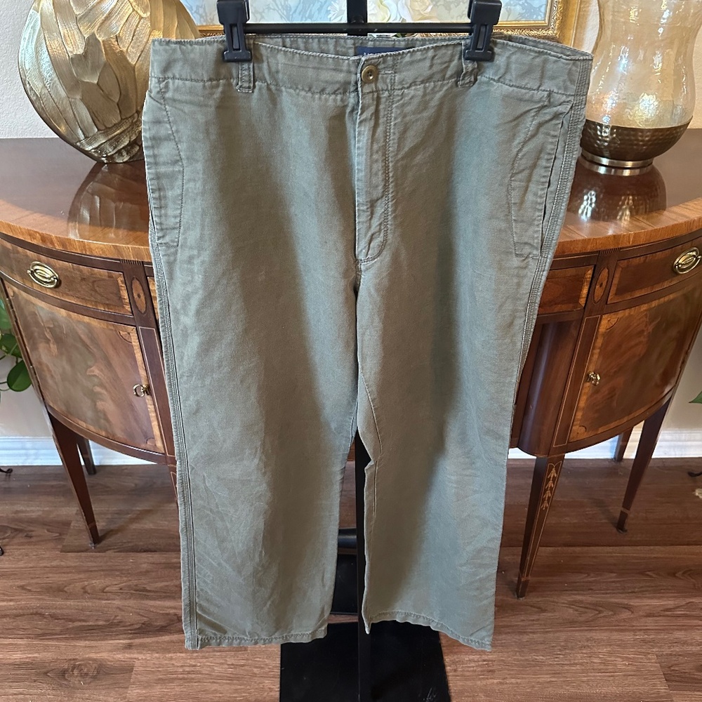 Banana Republic Men’s Linen Pants